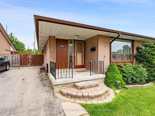 2403 Padstow Cres, Mississauga, ON - Outdoor