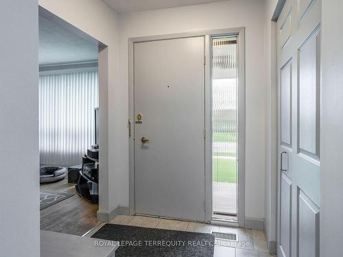 2403 Padstow Cres, Mississauga, ON - Indoor Photo Showing Other Room