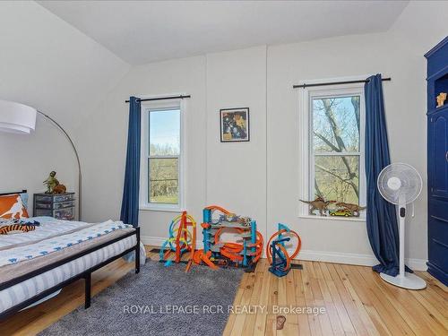 681 Janetville Rd, Kawartha Lakes, ON - Indoor Photo Showing Bedroom