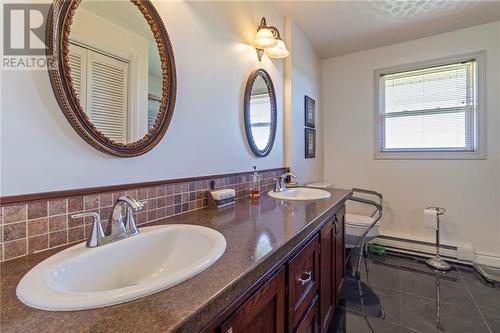 6565 Route 495, Sainte-Marie-De-Kent, NB - Indoor Photo Showing Bathroom