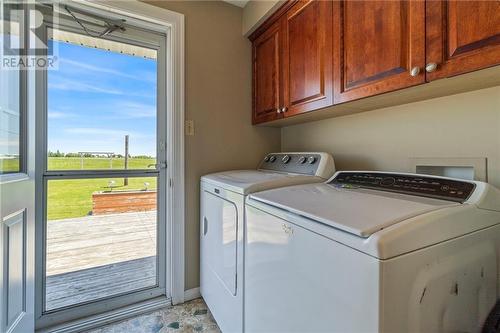 6565 Route 495, Sainte-Marie-De-Kent, NB - Indoor Photo Showing Laundry Room