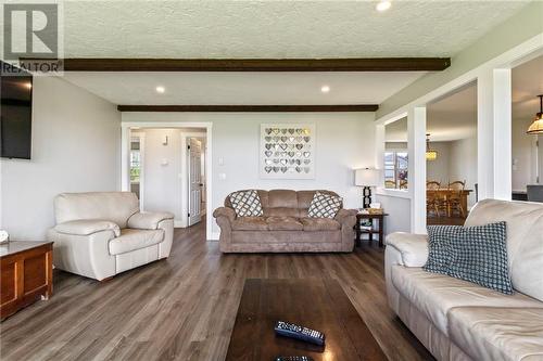 321 Coates Mills South Rd, Sainte-Marie-De-Kent, NB - Indoor Photo Showing Living Room