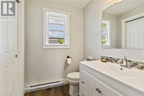 321 Coates Mills South Rd, Sainte-Marie-De-Kent, NB - Indoor Photo Showing Bathroom