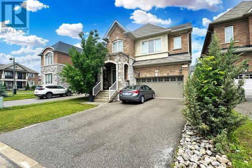 142 Mccann Crescent, Bradford West Gwillimbury, ON - Outdoor With Facade