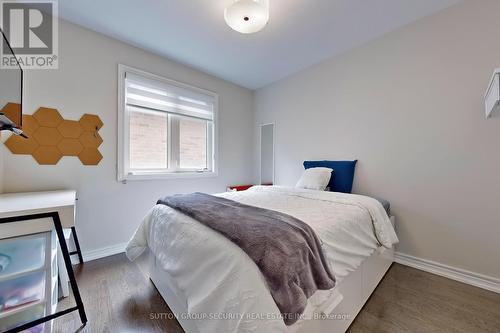 142 Mccann Crescent, Bradford West Gwillimbury, ON - Indoor Photo Showing Bedroom