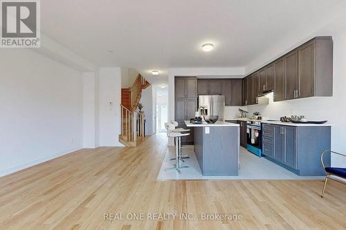 6 Brofarm Lane, Whitchurch-Stouffville, ON - Indoor Photo Showing Kitchen