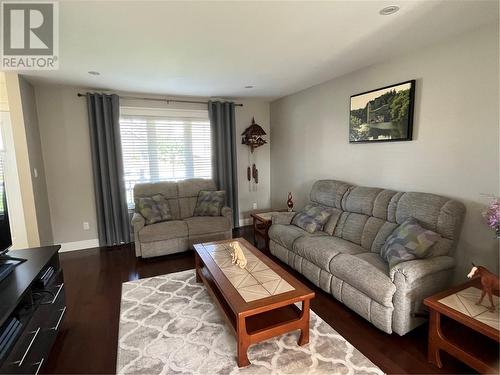 146 Holland Drive, Moncton, NB - Indoor Photo Showing Living Room