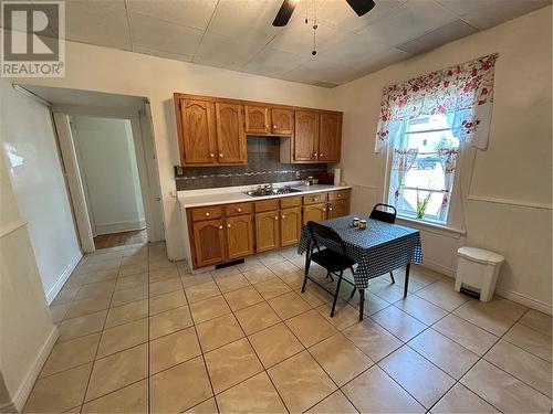 253-255 King Street, Moncton, NB - Indoor Photo Showing Kitchen