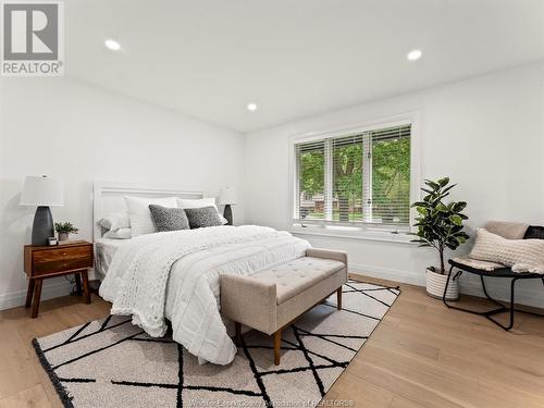 1211 Bainbridge Avenue North, Kingsville, ON - Indoor Photo Showing Bedroom