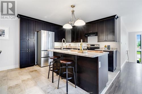 46 Hazel Crescent, Kingsville, ON - Indoor Photo Showing Kitchen