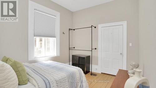 81 Albion Street, London, ON - Indoor Photo Showing Bedroom