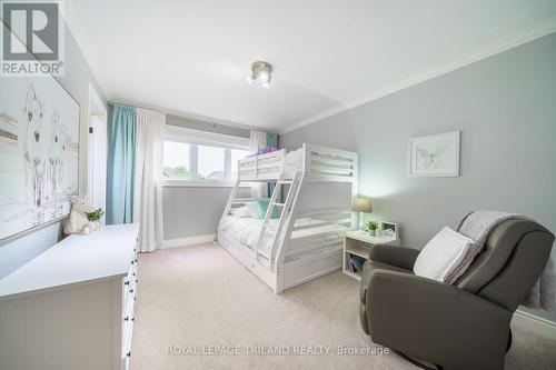 2321 Springridge Drive, London, ON - Indoor Photo Showing Bedroom