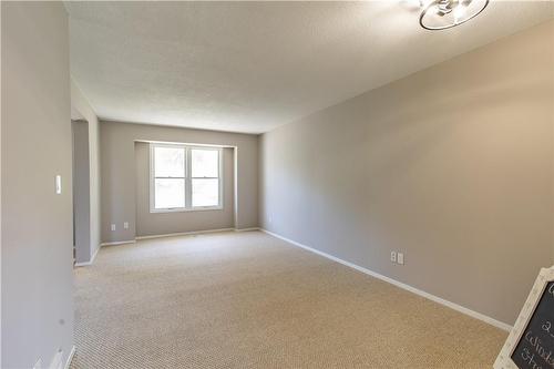 232 Windsor Street, Welland, ON - Indoor Photo Showing Other Room