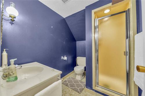58 Graystone Drive, Hamilton, ON - Indoor Photo Showing Bathroom