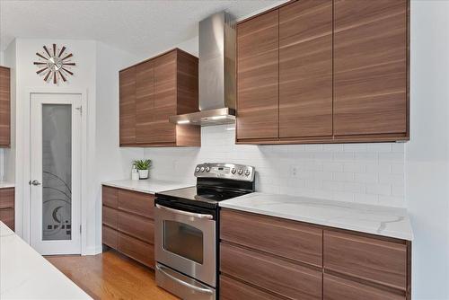 55 Lyonsgate Cove, Winnipeg, MB - Indoor Photo Showing Kitchen