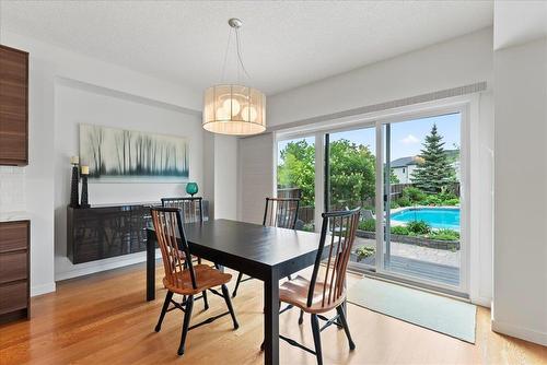 55 Lyonsgate Cove, Winnipeg, MB - Indoor Photo Showing Dining Room