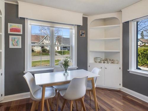 209 Winnipeg Avenue, Thunder Bay, ON - Indoor Photo Showing Dining Room