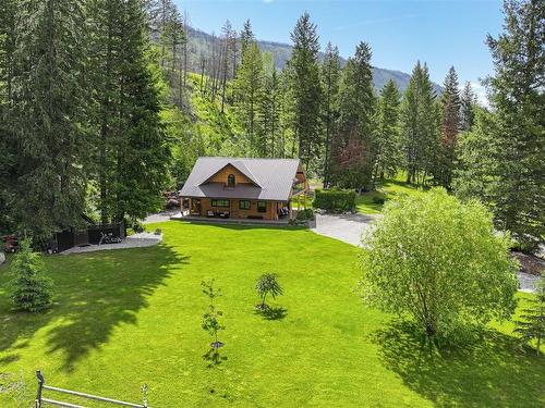 1075 Six Mile Creek Road, Vernon, BC - Outdoor