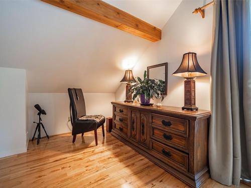 1075 Six Mile Creek Road, Vernon, BC - Indoor Photo Showing Other Room