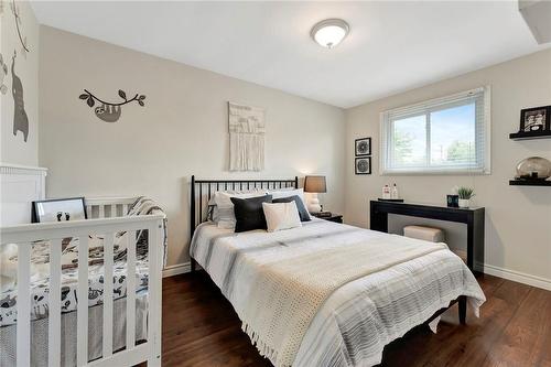 19 Aterno Drive, Hamilton, ON - Indoor Photo Showing Bedroom