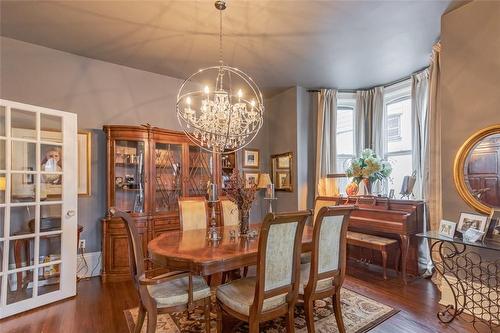 113 Dufferin Avenue, Brantford, ON - Indoor Photo Showing Dining Room