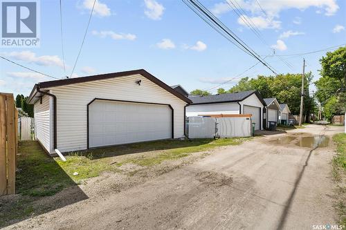 503 Hilliard Street W, Saskatoon, SK - Outdoor With Exterior