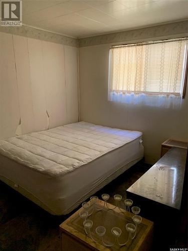 191 5Th Street E, Shaunavon, SK - Indoor Photo Showing Bedroom