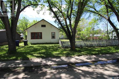 431 1St Street W, Shaunavon, SK - Outdoor