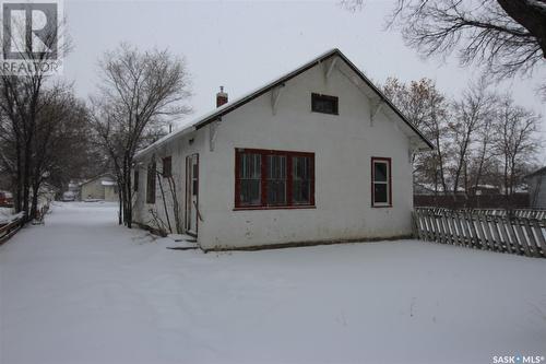 431 1St Street W, Shaunavon, SK - Outdoor With Exterior