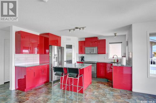 5113 Canuck Crescent, Regina, SK - Indoor Photo Showing Kitchen