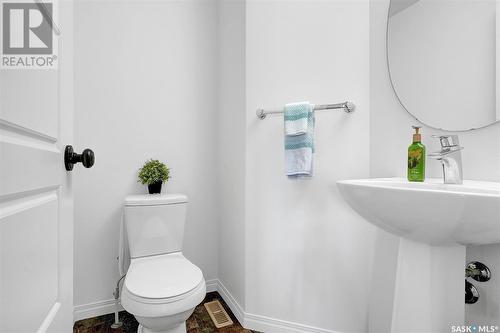 5113 Canuck Crescent, Regina, SK - Indoor Photo Showing Bathroom