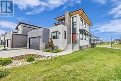 695 Fast CRESCENT  Saskatoon, SK S7W 0C2