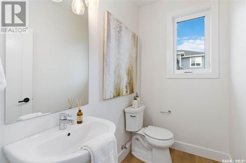 11 105 Hathway Crescent, Saskatoon, SK - Indoor Photo Showing Bathroom