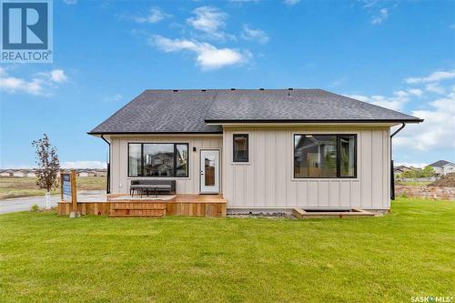 11 105 Hathway Crescent, Saskatoon, SK - Outdoor