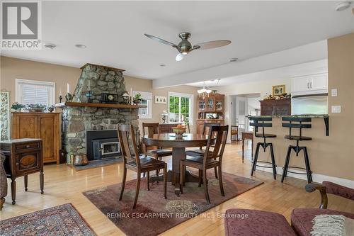 3050 Poplar Avenue, Fort Erie, ON - Indoor Photo Showing Dining Room With Fireplace