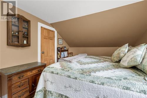 3050 Poplar Avenue, Fort Erie, ON - Indoor Photo Showing Bedroom