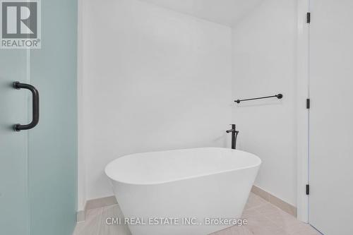 1603 - 33 Frederick Todd Way, Toronto (Thorncliffe Park), ON - Indoor Photo Showing Bathroom