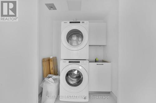 1603 - 33 Frederick Todd Way, Toronto (Thorncliffe Park), ON - Indoor Photo Showing Laundry Room