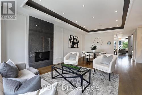 571 Broadway Avenue, Toronto (Leaside), ON - Indoor Photo Showing Living Room With Fireplace