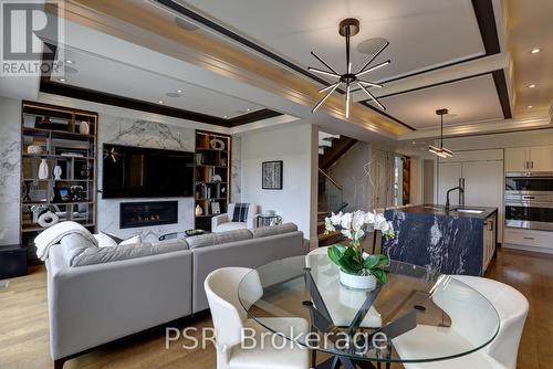 571 Broadway Avenue, Toronto (Leaside), ON - Indoor Photo Showing Dining Room