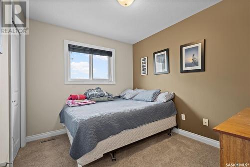 938 Laycoe Crescent, Saskatoon, SK - Indoor Photo Showing Bedroom