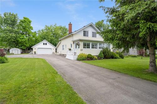 3050 Poplar Avenue, Ridgeway, ON - Outdoor With Facade