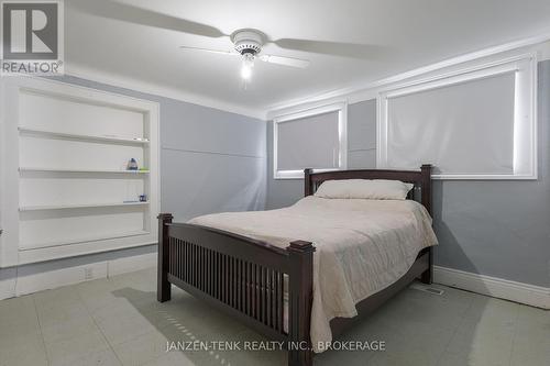 219 Talbot Street E, Aylmer, ON - Indoor Photo Showing Bedroom