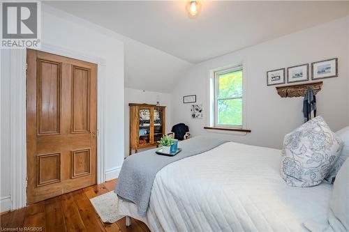 5550 11Th Line, Minto Twp, ON - Indoor Photo Showing Bedroom