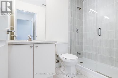 510 - 65 Yorkland Boulevard, Brampton, ON - Indoor Photo Showing Bathroom