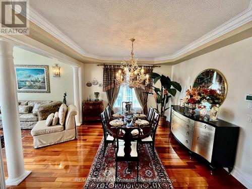 2139 Helmsley Avenue, Oakville (West Oak Trails), ON - Indoor Photo Showing Dining Room