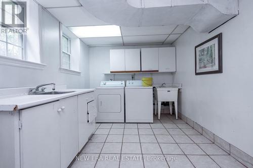 1553 Wembury Road, Mississauga (Lorne Park), ON - Indoor Photo Showing Laundry Room