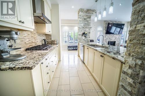 13 Masken Circle, Brampton, ON - Indoor Photo Showing Kitchen With Double Sink With Upgraded Kitchen