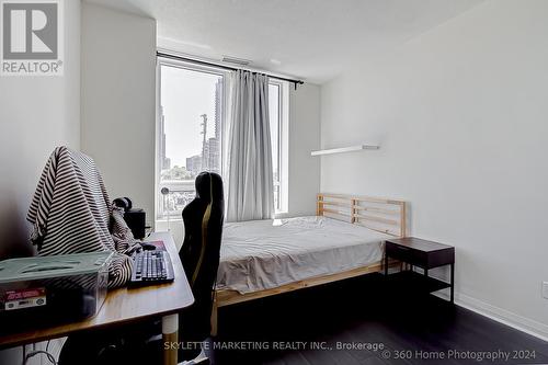 111 - 55 Eglinton Avenue W, Mississauga (Hurontario), ON - Indoor Photo Showing Bedroom