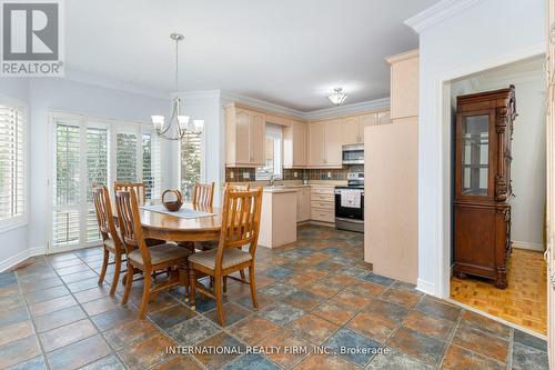 12 Giotto Crescent, Vaughan (Maple), ON - Indoor Photo Showing Dining Room